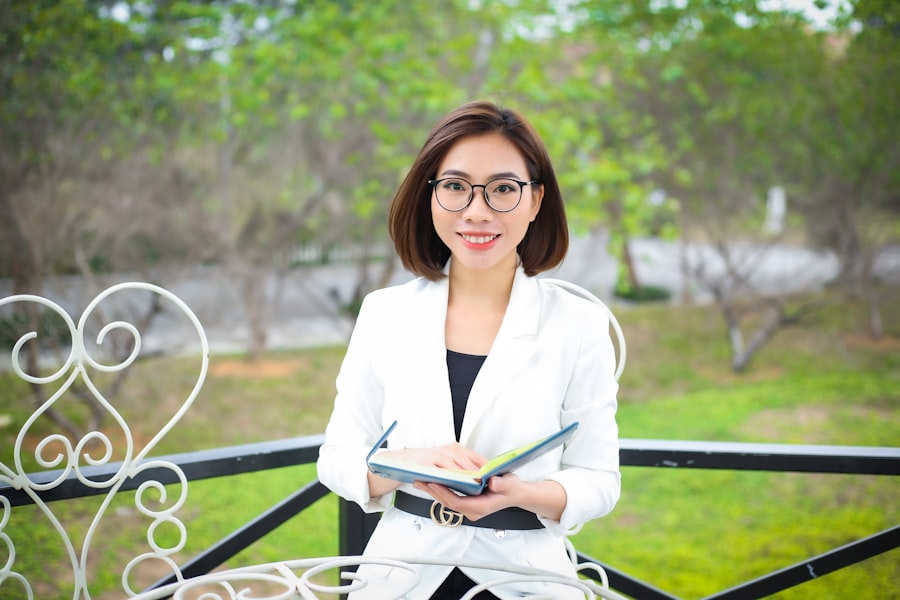 clinical research associate salary