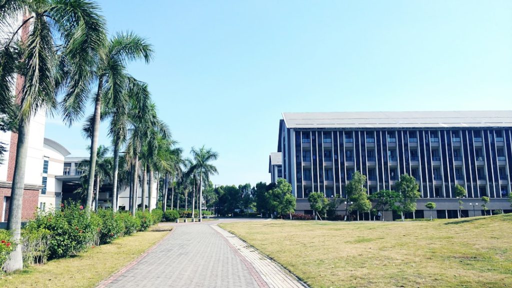 Photo temple university medical education and research building