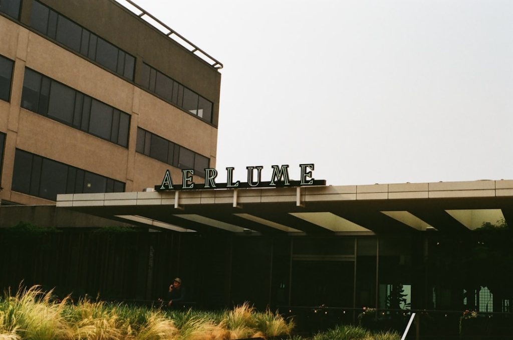 Photo huntington medical research institutes